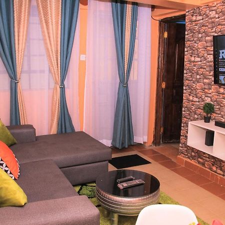 Cozy Homes 1 Bedroom House With Wi-Fi King Size Bed. Free Parking Naivasha Exteriör bild